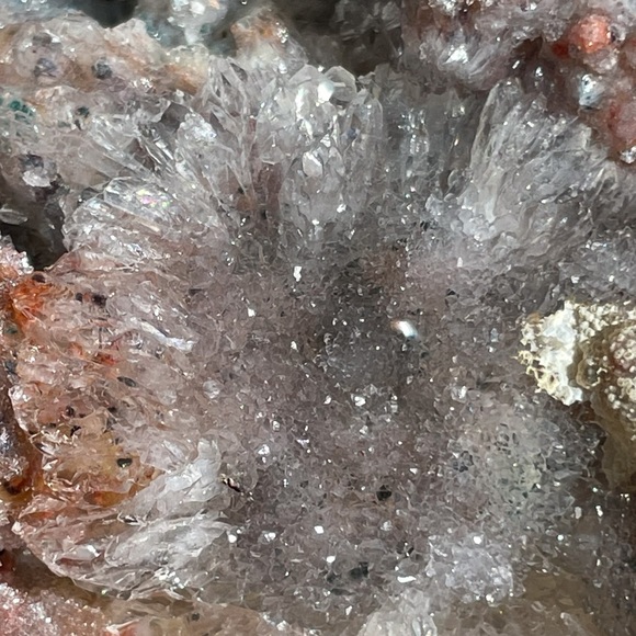 Beautiful Amethyst Flower Plate from Brazil - Picture 13 of 17